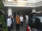 Khofifah-Emil Sambangi Rumah Prabowo, Minta Rekomendasi Pilgub Jatim