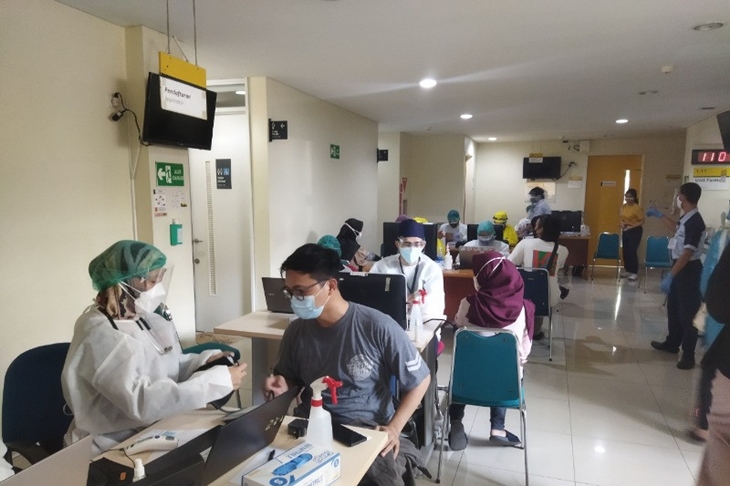 Ilustrasi - Vaksinasi gratis bagi mahasiswa UI (ANTARA/Foto: Humas UI)