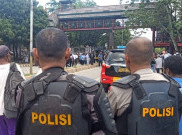 Massa Mahasiswa Papua Diangkut, Polisi Buka Blokade Jalan Kampus Uncen