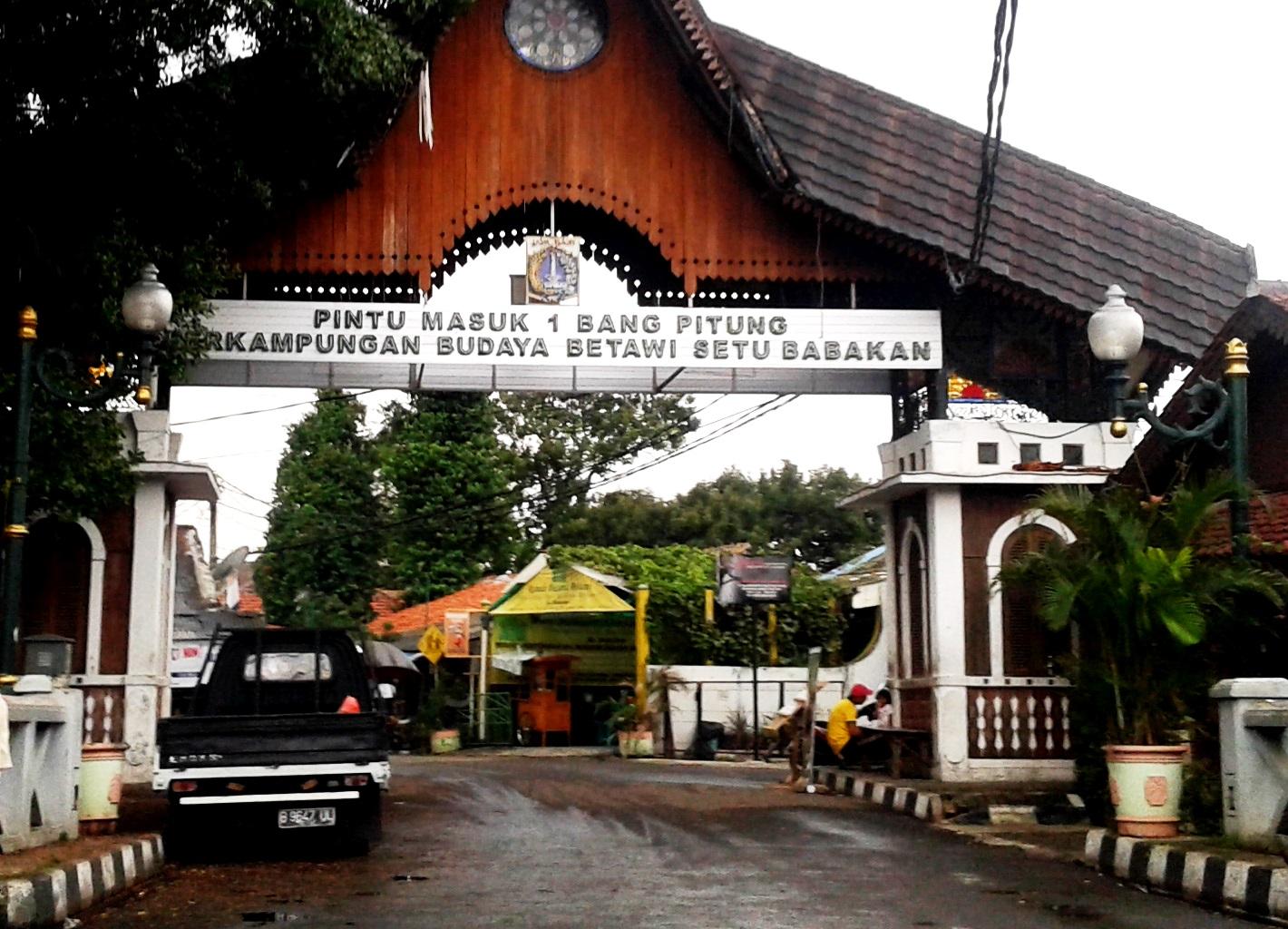 Setu babakan ini menyajikan pula beragam kuliner khas betawi. (Foto: Istimewa)