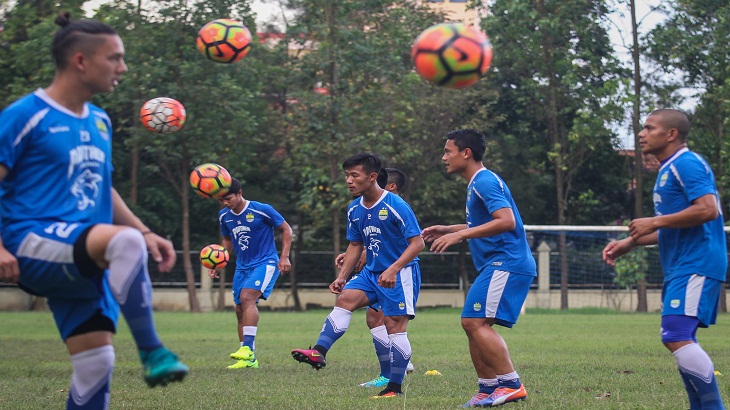   PBFC Kalahkan Persib 2-1 di Stadion Segiri