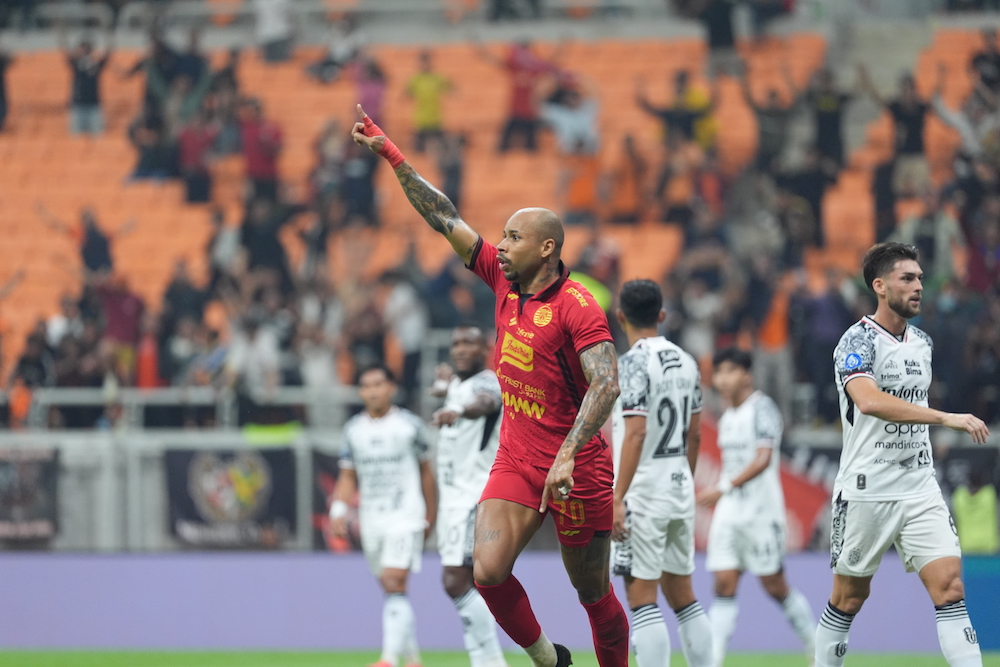 Hasil Liga 1: 10 Pemain Borneo FC Menang di Markas Madura United, Persija Gebuk Bali United 3-0
