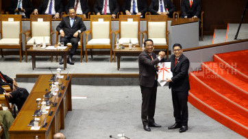 Rapat Paripurna DPR Sahkan 41 RUU Prolegnas Prioritas 2025