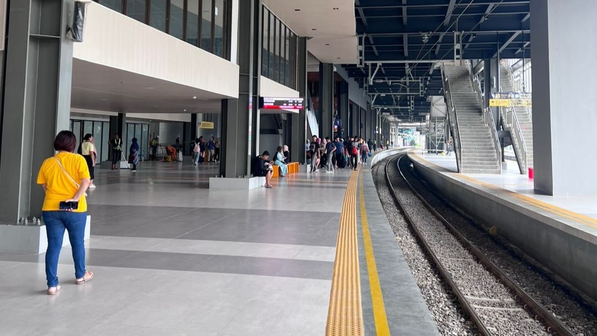 Peron Jalur 2 Mulai Beroperasi, Naik Turun Penumpang KRL Stasiun Tanah Abang Berubah Lagi