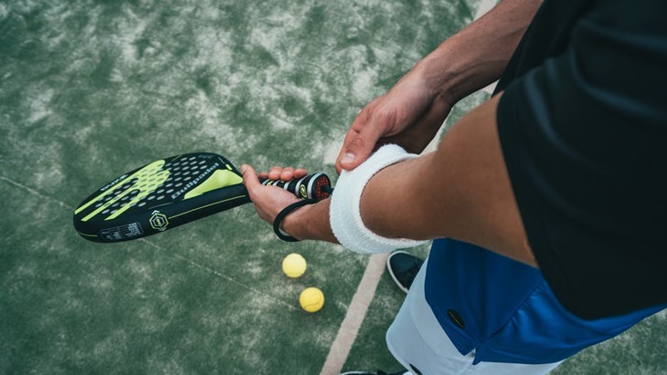 Main Tenis Bikin Panjang Umur, Apa Iya?