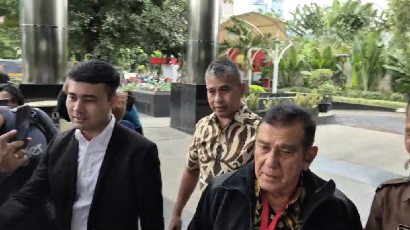 Penuhi Panggilan KPK, Ketum Pemuda Pancasila Japto Irit Bicara