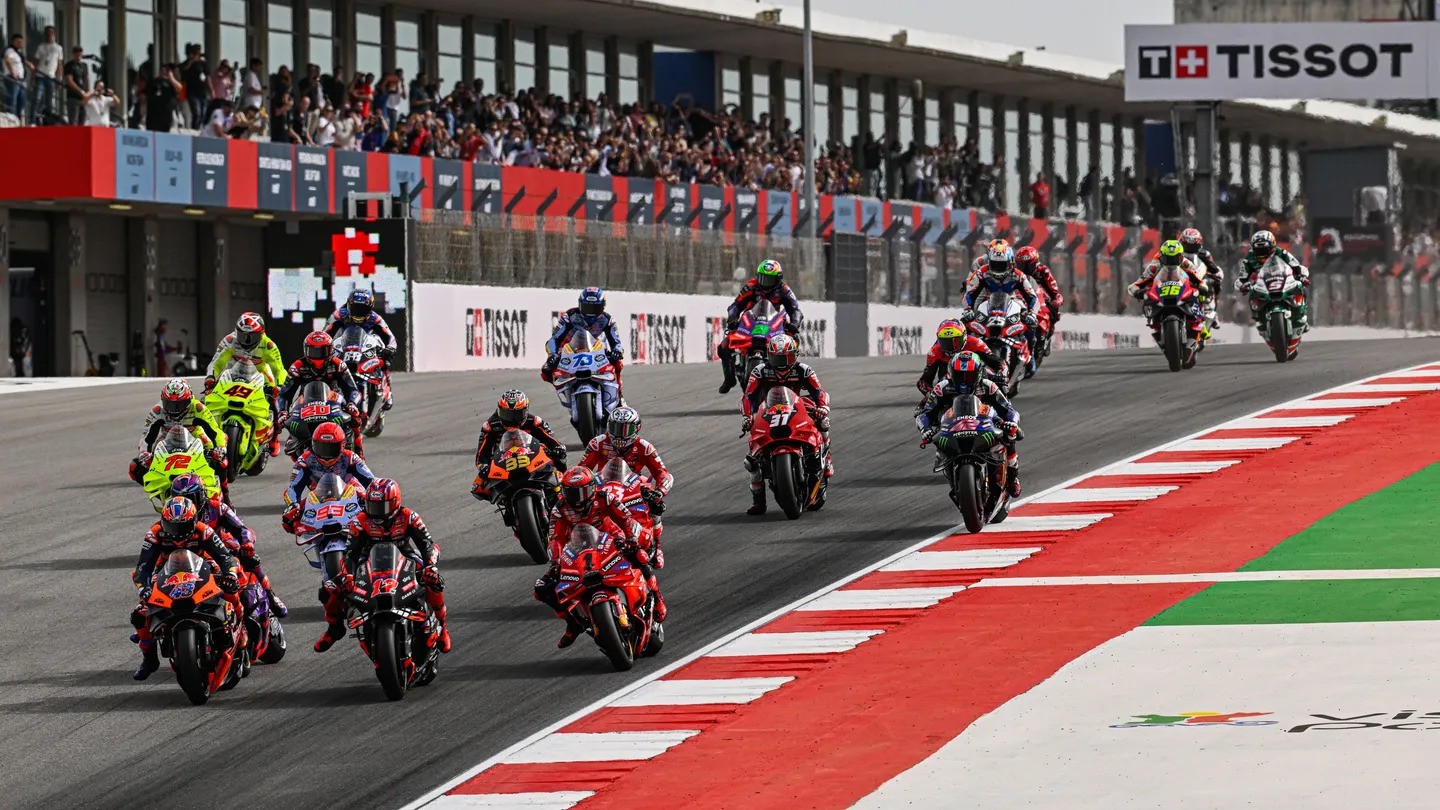 Pemilik Formula 1 Resmi Akuisisi MotoGP