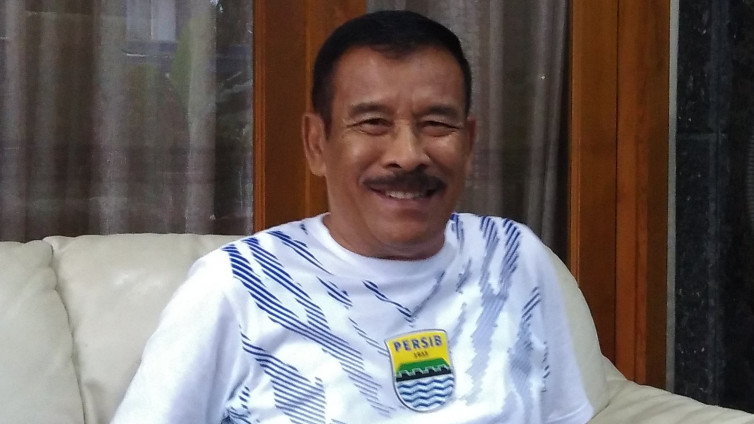 Manajer Persib Bandung, Umuh Muchtar. (BolaSkor.com/Gigi Gaga)
