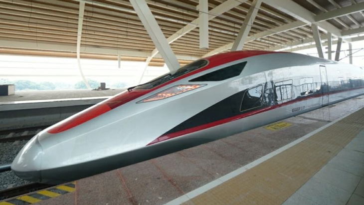 Tiket Gratis Kereta Cepat Jakarta-Bandung Diutamakan Untuk Warga Sekitar Jalur