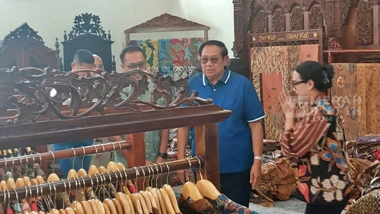 SBY Belanja Batik di Solo, Kenang Momen Bersama Almarhumah Ani Yudhoyono