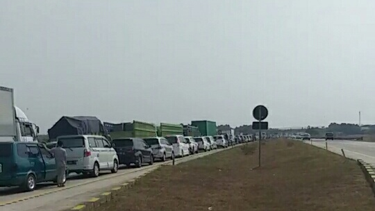 Kecelakaan Karambol di Tol Cipali, 2 Meninggal Dunia dan 17 Luka