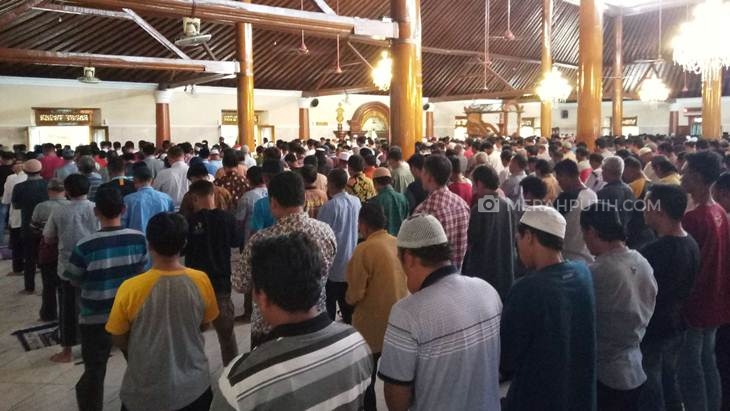 Kemenag Solo Putuskan Tak Ada Salat Jumat Pekan Depan
