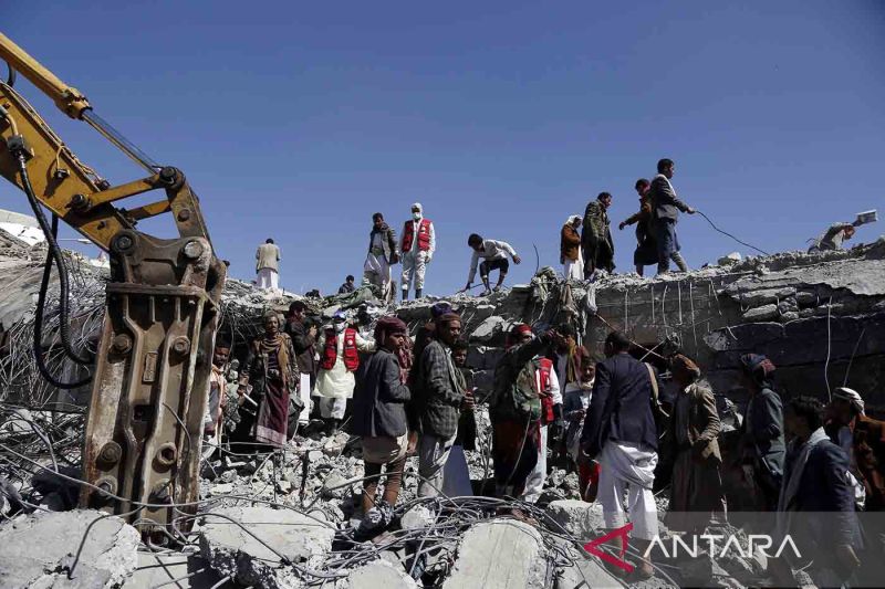 Kemenlu Tengah Berupaya Keluarkan WNI dari Yaman, Wilayah Udara Masih Ditutup