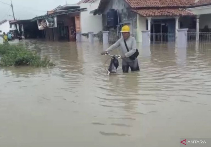 16 Desa di Kabupaten Pemalang Jawa Tengah Terendam Banjir, Longsor Juga Terjadi