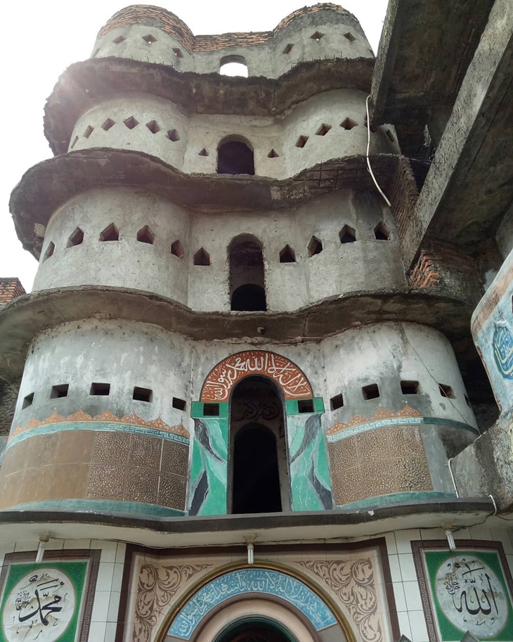 Masjid Pintu Seribu. (Foto: instagram.com/rian_danny)