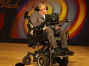 Pria di Balik Suara Komputer Stephen Hawking