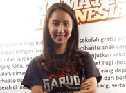 Main Film di Prancis, Clairine Clay Bawa 50 Sambal Ulek Sachet