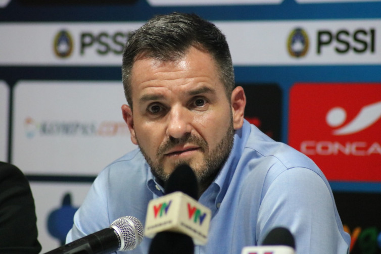 Pelatih Timnas Indonesia, Simon McMenemy. (BolaSkor.com/Putra Wijaya)