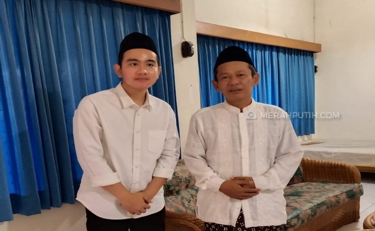 Gibran Temui Guru Ngaji Jokowi dan Tokoh Masyarakat di Solo, Apa Apa?