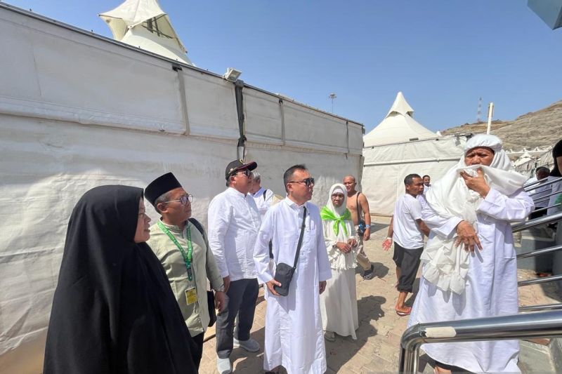 Jemaah Haji Mengeluhkan Berbagai Layanan saat di Maktab
