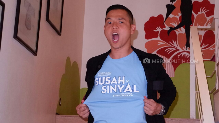 Ini Alasan Ernest Menovelkan Film 'Susah Sinyal'