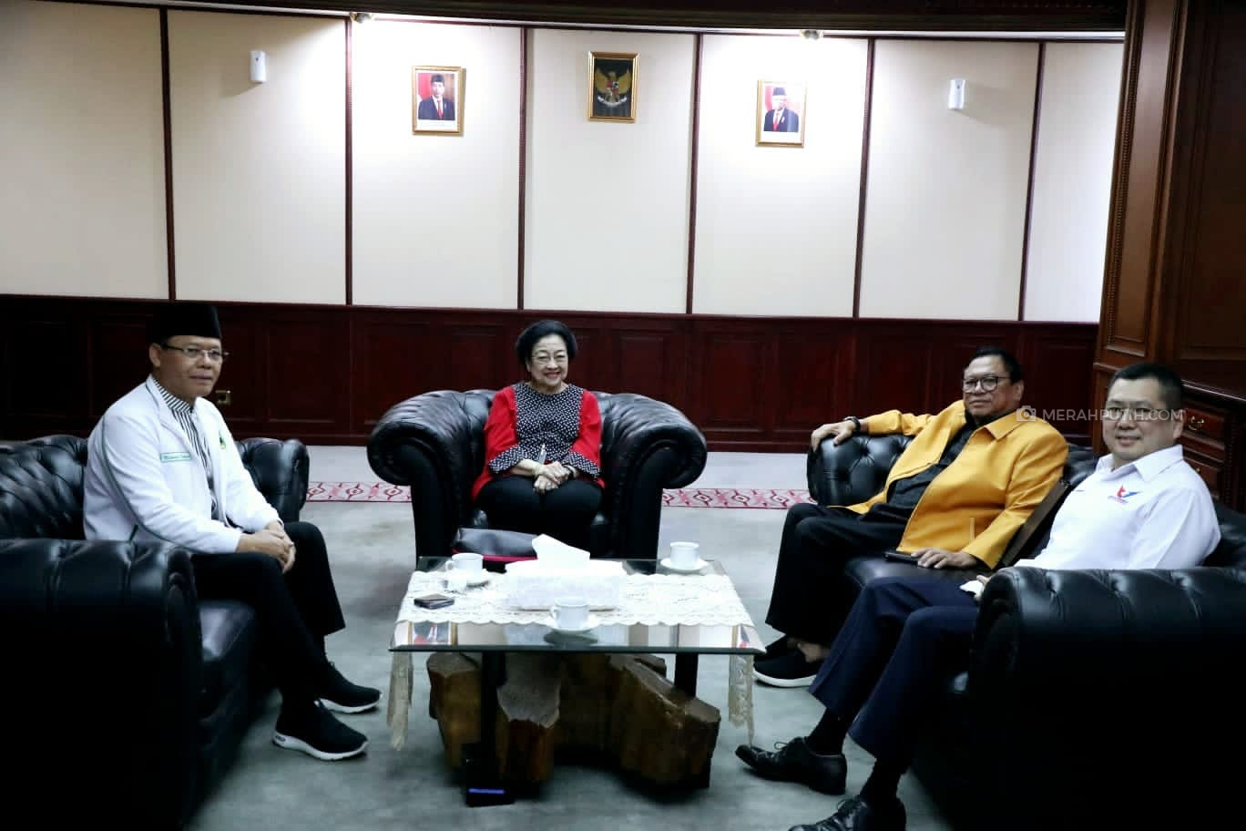 TPN Ganjar Gelar Rapat Bahas Strategi dan Persiapan Pendaftaran Capres-Cawapres di KPU
