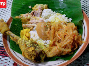 Gurihnya Ayam dan Nasi Liwet Bu Widodo di Simpang 5 Semarang