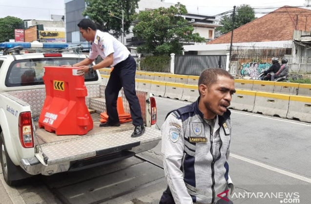 5 Ruas Jalan di Jakarta Timur Sudah Bisa Dilalui Kendaraan Pascabanjir