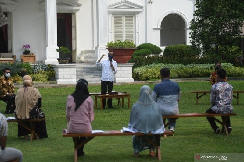 Presiden Jokowi Minta Skema Perlindungan Sosial Tepat Sasaran