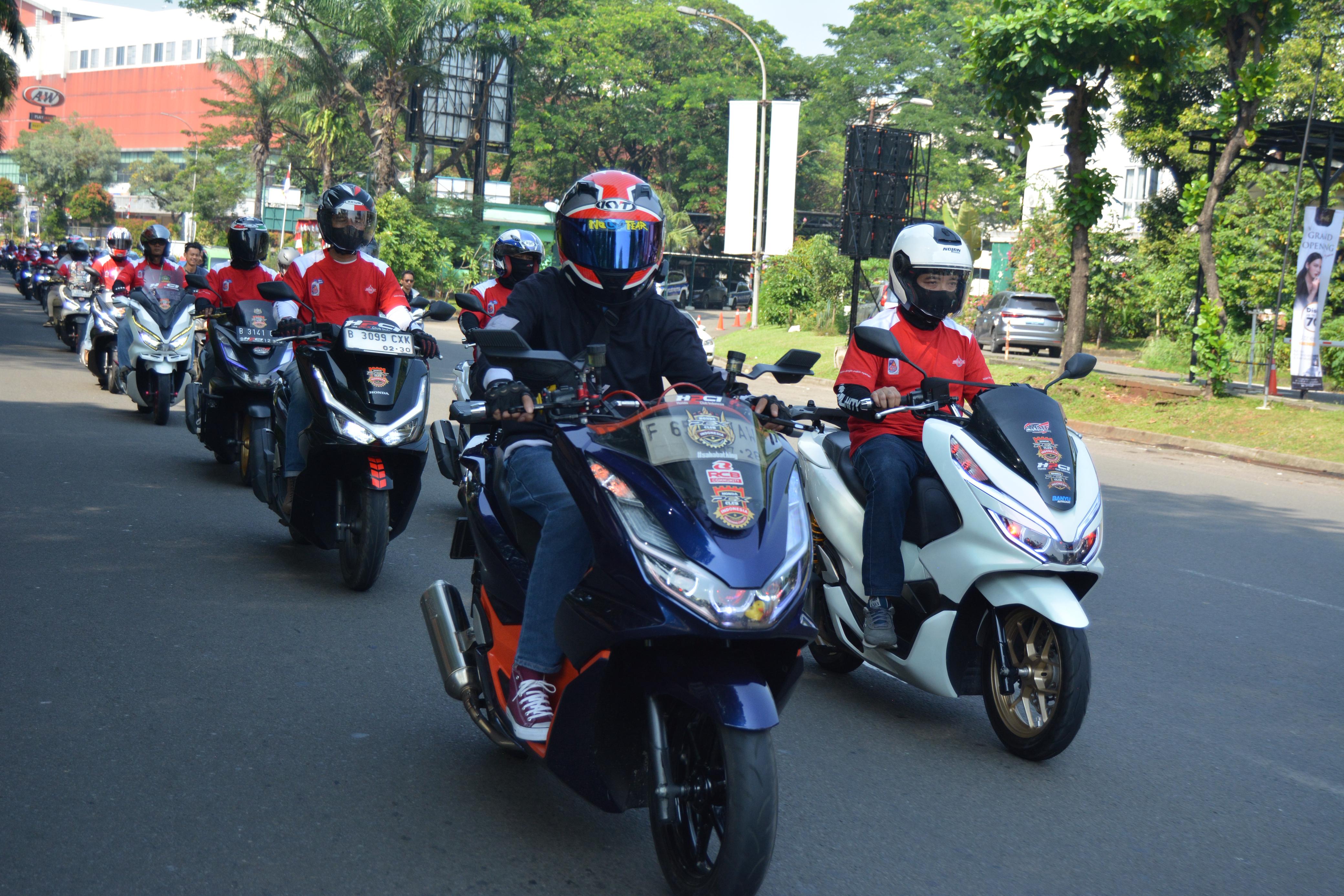Pengendara motor di Jabodetabek bisa dapat harga spesial saat ganti oli