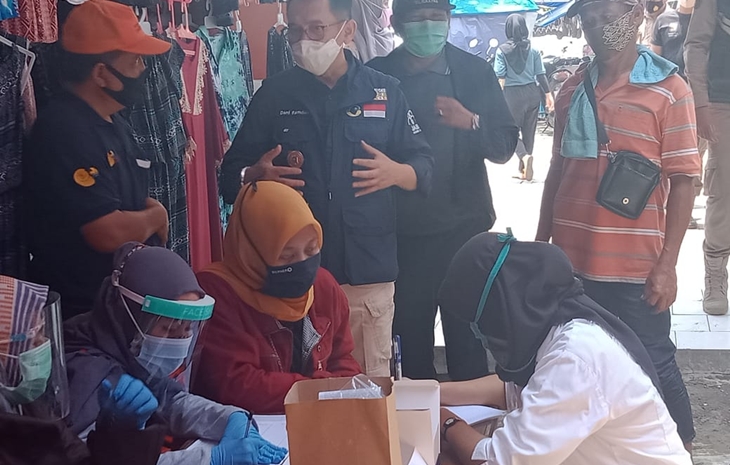 Relawan Vaksin COVID-19 Bandung Kebal Flu meski Musim Pancaroba
