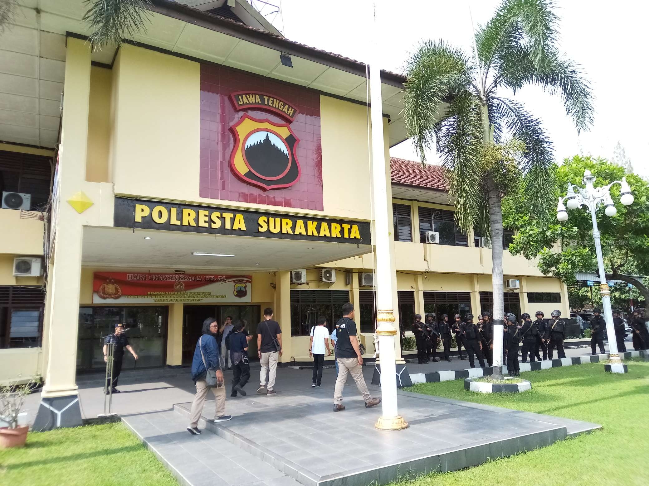 Sebar Hoaks Ambulans DKI Bawa Batu, Ketua Bapilu PDIP Solo Dipolisikan
