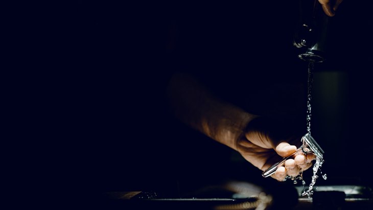 STOP! Jangan Saling Berbagi Barang-Barang ini
