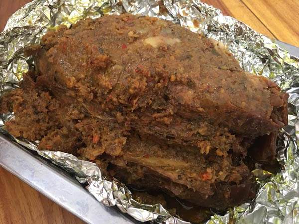 ayam betutu ibu rai kalam