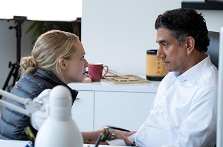 Amanda Seyfried and Naveen Andrews . (Foto: imdb)