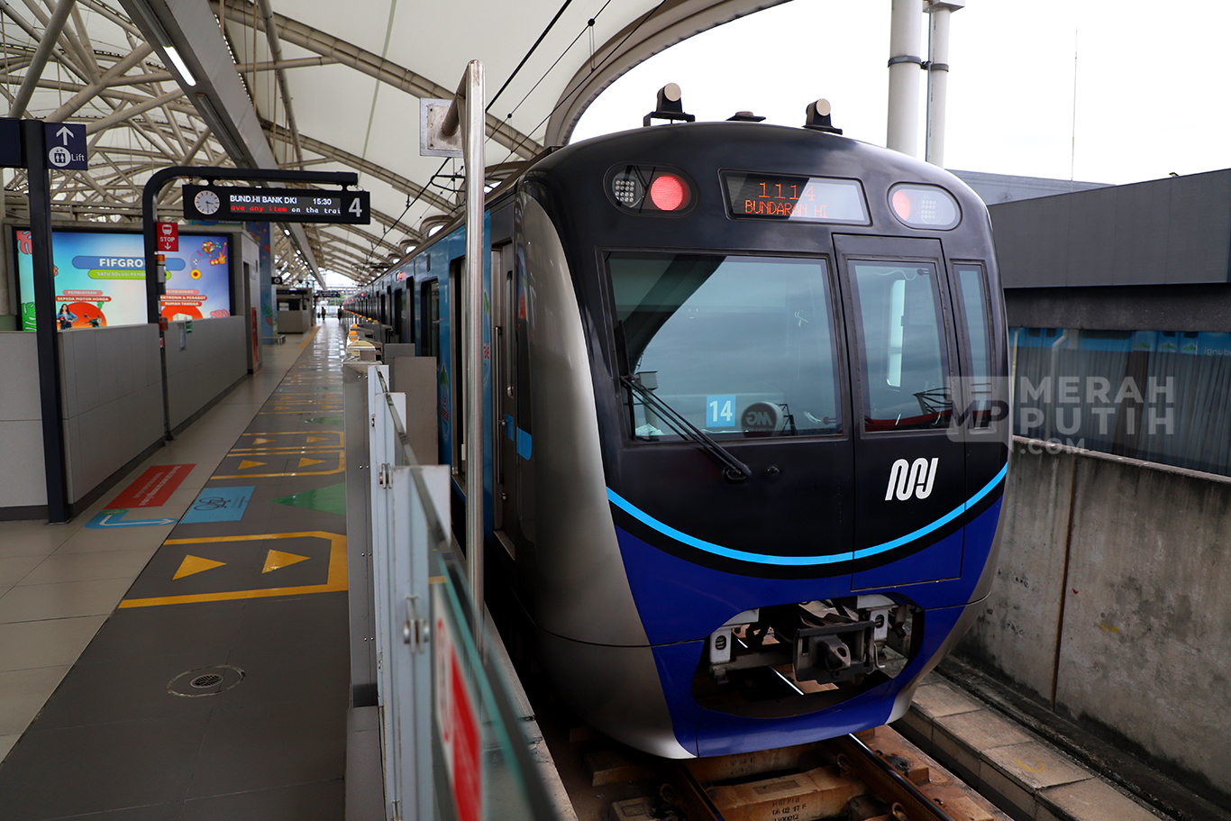 Pemprov DKI Gratiskan Transportasi Publik MRT Jakarta bagi 15 Golongan Masyarakat
