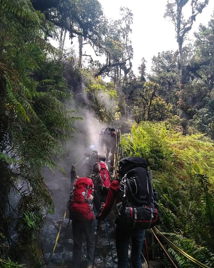Gunung Gede Pangrango. (Foto: instagram.com/cheerfulbackpack)
