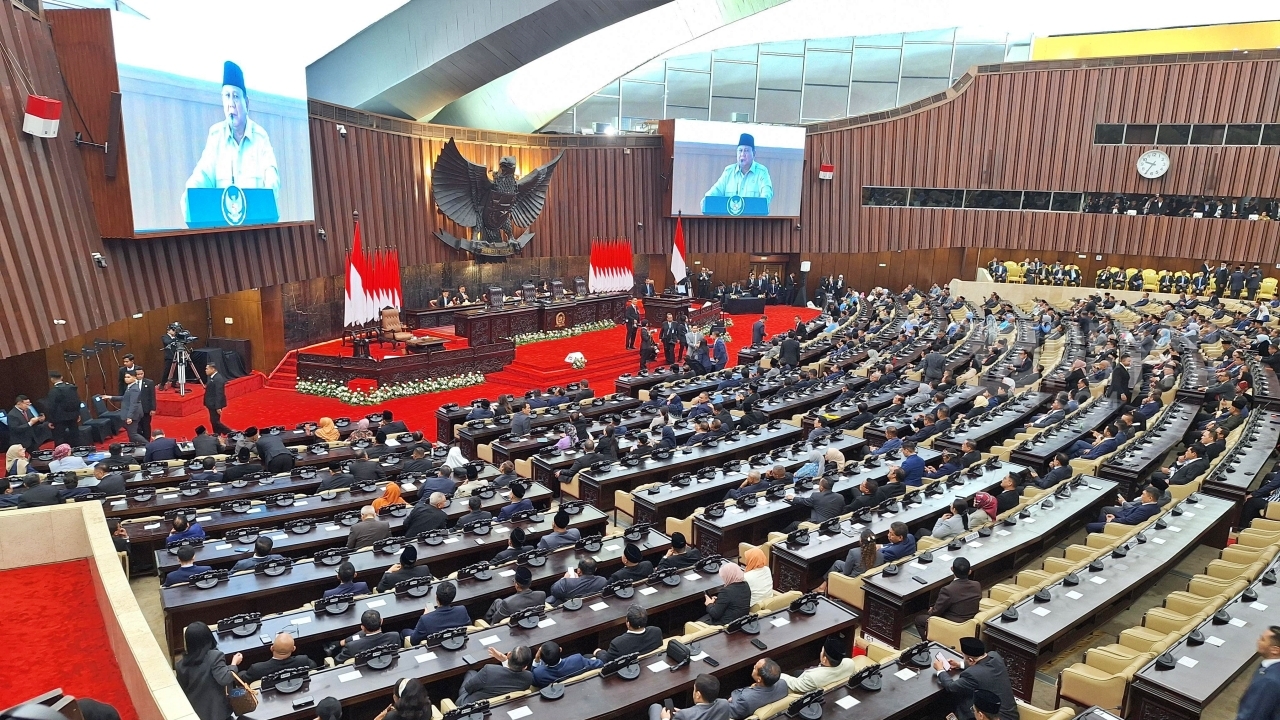Prabowo Sampaikan Langsung Kerangka Ekonomi 2027 di Rapat Paripurna DPR, Dinilai Jadi Tradisi Baru