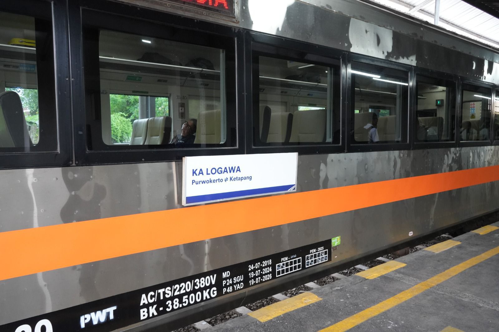 KA Logawa kini Punya Kelas Ekslusif, Perjalanan Purwokerto–Ketapang Jadi Nyaman
