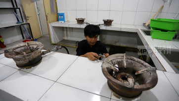 Dapur Makan Siang Gratis Kalibata Bersiap untuk Memasak Kembali usai Mogok Operasi 