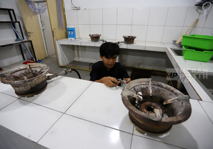 Dapur Makan Siang Gratis Kalibata Bersiap untuk Memasak Kembali usai Mogok Operasi 