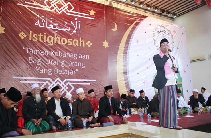 Ribuan Ibu-ibu Majelis Taklim Ikuti Istigasah Bermunajat Demi Indonesia