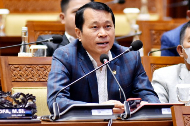 KPK Periksa Anggota DPR Santoso Terkait Korupsi Tanah Pulogebang