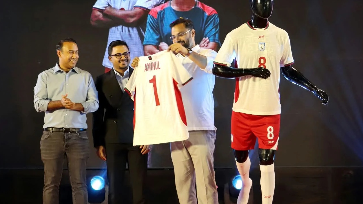  Bangladesh Rilis Jersey untuk FIFA ASEAN Cup, Menpora Nostalgia Saat Jadi Kapten Timnas