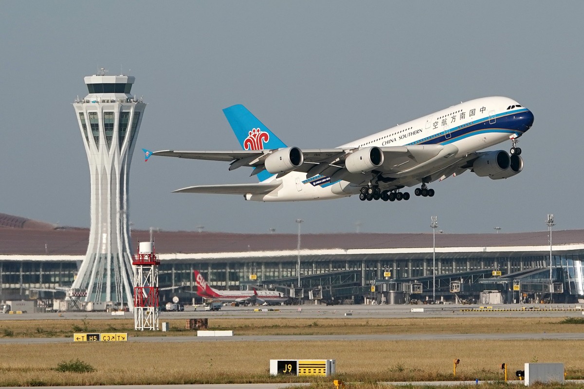 Beijing Mulai Buka Penerbangan Internasional