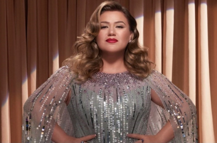 Kelly Clarkson Rilis Lagu Natal Bertema Perpisahan