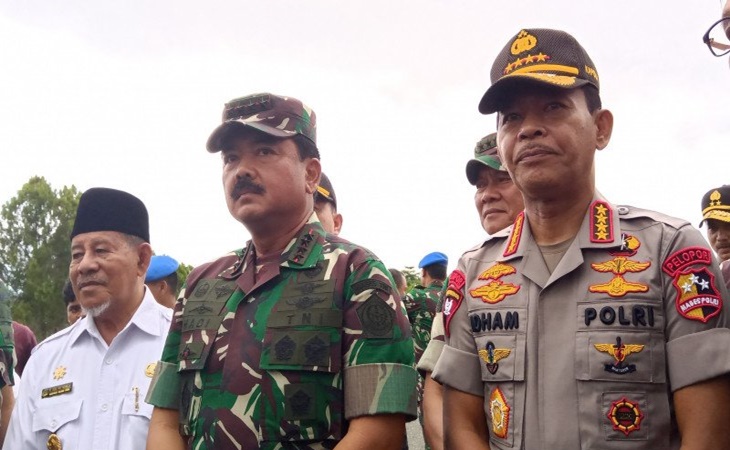 Panglima TNI Marsekal Hadi Tjahjanto dan Kapolri Jenderal Idham Azis dalam kunjungan ke Morotai (Foto: antaranews)