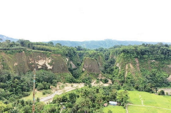 Geger Fenomena Tanah Bergerak Ngarai Sianok, Ini Dia Biang Keladinya!