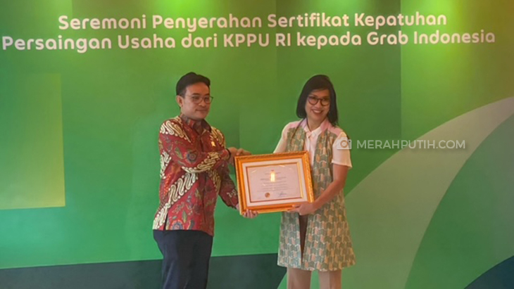 Grab Indonesia Terima Sertifikat Kepatuhan Persaingan Usaha oleh KPPU RI
