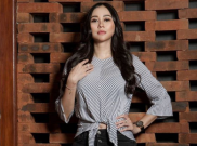 Aura Kasih Digerebek Sekelompok Orang Saat Sedang Tidur, Kenapa?